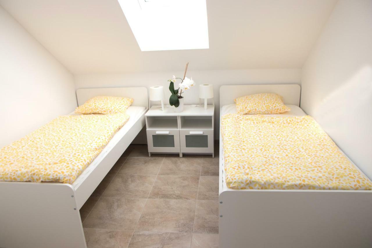 Apartman U Fuxu Zleby Exterior foto