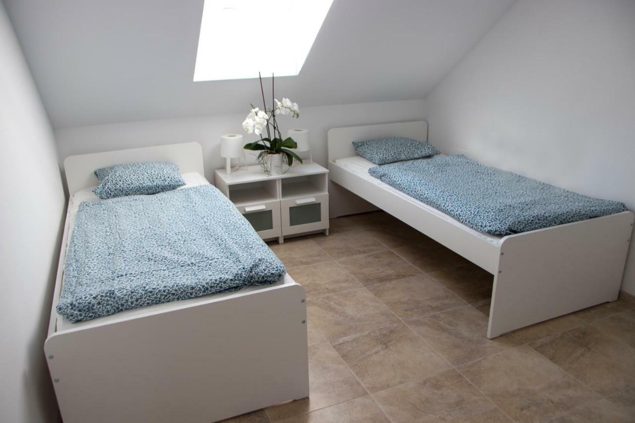 Apartman U Fuxu Zleby Exterior foto